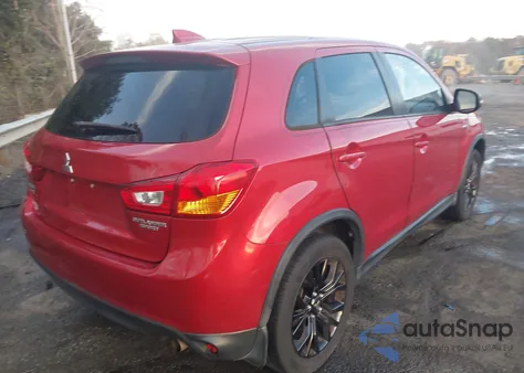 2017 Mitsubishi Outlander Sport 2.0 Le z USA, uszkodzony, nr VIN JA4AP3AU4HZ045513